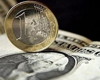 Евро подешевел на межбанке