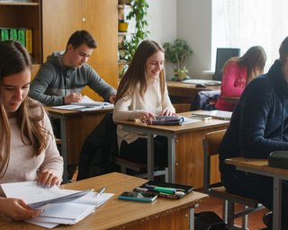 Професія разом з атестатом: МОН затвердило нову програму для старшокласників
