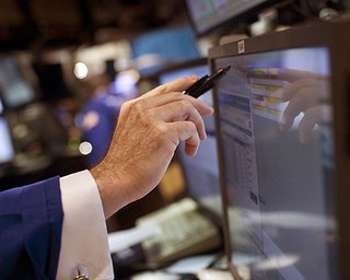 НБУ и Минфин будут стимулировать население инвестировать в фондовый рынок, - Нацбанк