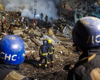 Ракетный удар ВС РФ по жилому дому в Днепре: число погибших увеличилось до 35 (фото)