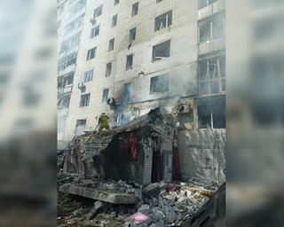 Удар на День Независимости: в полдень дрон попал в дом в Чернигове, есть пострадавшие (фото)