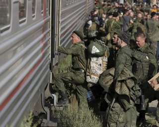 "Анекдотичні" успіхи: РФ втрачає у 8 разів більше солдатів заради мізерного просування, — CSIS