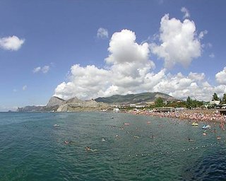От крымских пляжей будут требовать табличку "Вход бесплатный"