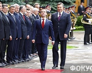Визит Медведева: дружба президентов уже  невыгодна олигархам