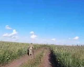 "Штурмы очень кровавые": Маруся Зверобой показала момент своего ранения под Бахмутом (видео)