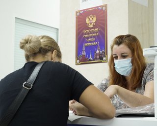 Ненужная привилегия. Как Россия заставляет получать паспорта на оккупированных территориях