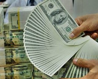 Бывший глава МВФ заплатит горничной $1,5 млн