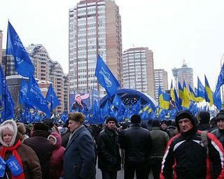 В Киев прибыло 38 автобусов со сторонниками кандидатов в президенты