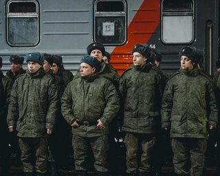 "Хотят списать": выживших после удара по Макеевке собирались отправить в бой, — СМИ