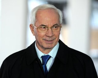 Азаров может стать №1 в списке Партии регионов