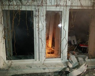СМИ показали панорамное видео погромов "офиса Медведчука" и отделения Сбербанка