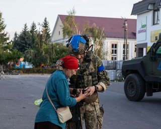 ЗСУ допомагають росіянам у Суджі підготуватися до холодів