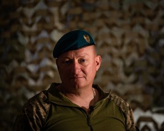 "Жодної години не провів у Маріуполі": деталі скарги Кротевича на генерала Содоля, — WP