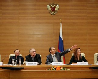 Депутаты Госдумы отказались почтить Немцова минутой молчания