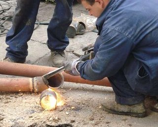 За квалифицированными рабочими охотятся по 10 работодателей