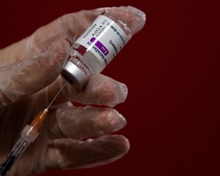 ВОЗ рекомендует продолжить использование вакцины AstraZeneca