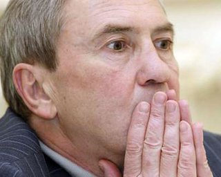Скандал вокруг гражданства Черновецкого мог спровоцировать его бывший зять