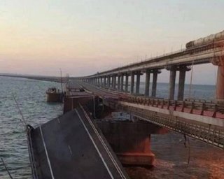 Доставили морем. Путин озвучил свою версию уничтожения Крымского моста (видео)
