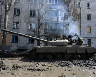Здание городского совета полностью уничтожено: почему ВСУ отошли от центра Бахмута (фото)