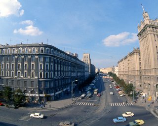 У Азарова выделили Харькову на дороги 180 миллионов гривен 