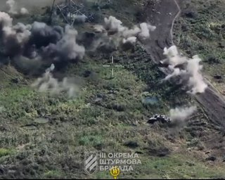 "Розвалили окупантів": артилеристи 3 ОШБр показали знищення ворога під Бахмутом (відео)