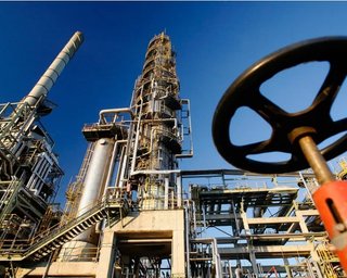 Мировой энергорынок снова под угрозой: война в Израиле подрывает глобальную экономику, — Politico