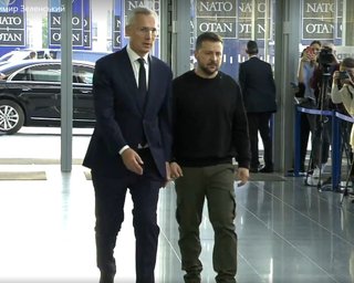 Зеленський вперше від початку вторгнення прибув до штаб-квартири НАТО: що відомо (відео)