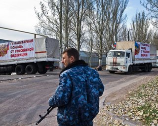 Украинские пограничники лишь визуально осмотрели "гумконвой" РФ