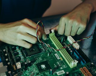 Как вероятная война Китая и Тайваня может лишить мир компьютеров, смартфонов и автомобилей