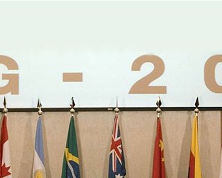 Страны G20 решили отказаться от валютных войн
