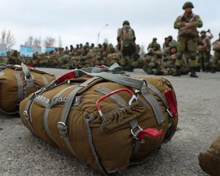 Левый берег Херсонщины держать все труднее. Зачем РФ отправляет в Украину 104-ю десантную дивизию