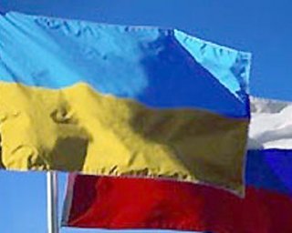 Сотрудники ОМОНа оцепили Посольство Украины в Москве
