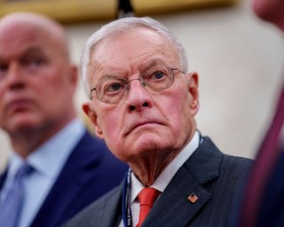 Келлог поедет в Минск говорить с Лукашенко о мире в Украине, — Reuters
