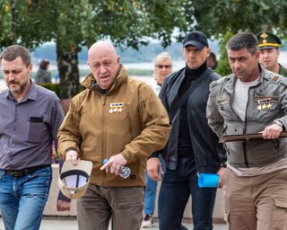 Накануне гибели Пригожина в самолет заходили посторонние люди, — росСМИ (фото)