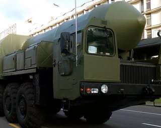 Спецслужбы Великобритании изучают данные о возможном применении РФ межконтинентальной ракеты