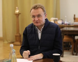 "На картці 40 тисяч": мер Львова Садовий відверто розповів, куди зникає його зарплата