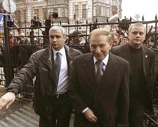 Решение относительно законности дела Кучмы суд огласит 14 декабря