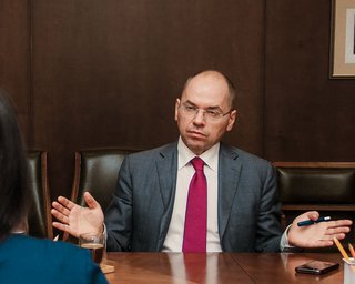 "Возникли сложности": Степанов назвал новую дату начала вакцинации (видео)