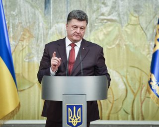 Порошенко считает полицейскую миссию ЕС наилучшим вариантом миротворцев