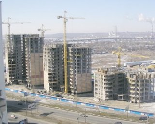 На столичной улице Княжий Затон вместо парка строят 10 высоток 