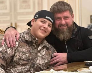 Собственная ЧВК по примеру Пригожина: 18-летний сын Кадырова собирает свою армию