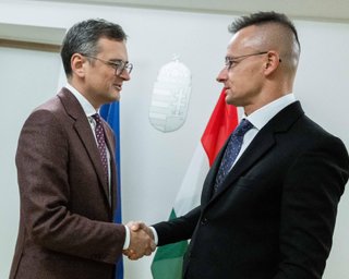 "Спільне майбутнє": Кулеба назвав підсумки перших за час війни переговорів із Сіярто (відео)
