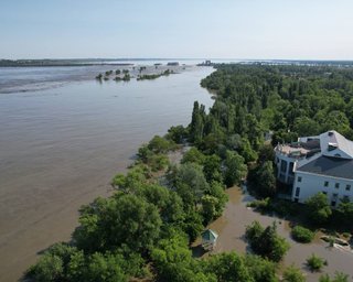 Данілов поставив на місце Пєскова після його звинувачень у підриві Каховської ГЕС (відео)