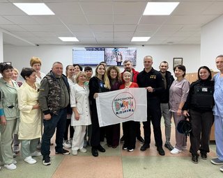 Анджелина Джоли в Херсоне: медики показали уникальные кадры с актрисой