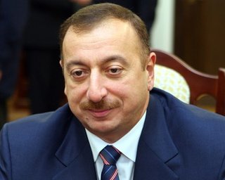Сегодня к Януковичу приедет президент Азербайджана