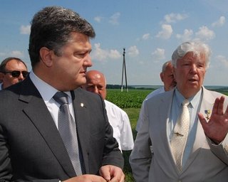 Похороны отца Порошенко перенесли из-за заседания суда