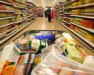 Кинах: Украинцы потребляют почти половину импортных продуктов питания