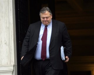 Министр финансов Греции избран лидером местных левоцентристов