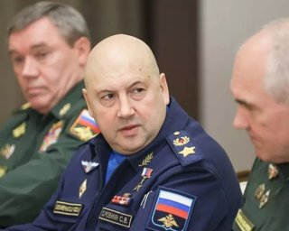 "Удар в спину стране и президенту": генералы ВС РФ просят ЧВК "Вагнер" остановиться (видео)