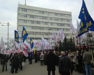 Суд начал рассматривать вопрос выборов в Киеве